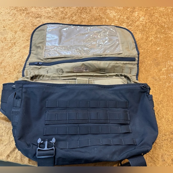 HAZARD 4. Defense Courier bag. - Picture 4 of 6